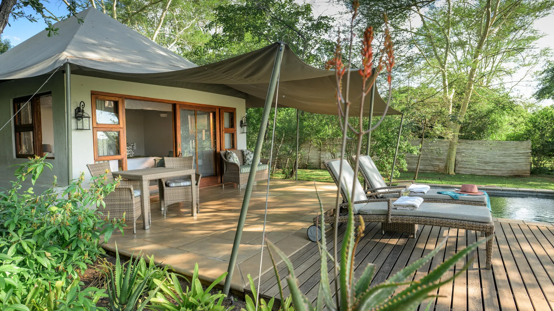 Canvas-topped luxury suite