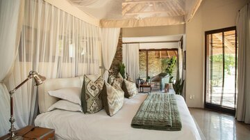 Makanyi Private Game Lodge
