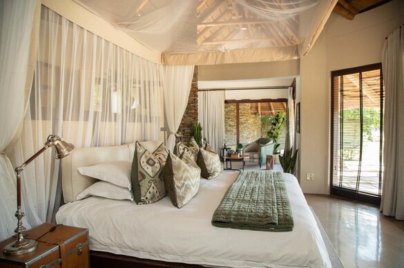 Makanyi Private Game Lodge