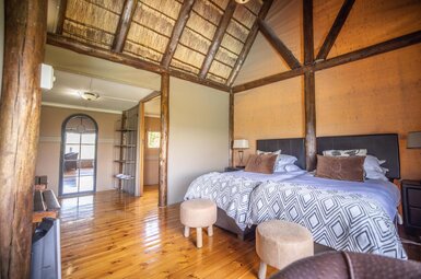Bush Lodge 6