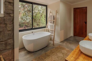 Induli Lodge on Amakhala Game Reserve 5